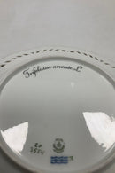 Royal Copenhagen Flora Danica Frokosttallerken No 20/3554 med gennembrudt kant