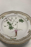 Royal Copenhagen Flora Danica tallerken med gennembrudt kant No 20/3553