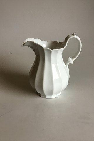 ロイヤルコペンハーゲン ホワイトブルー フラワーエッジミルクジャグ 