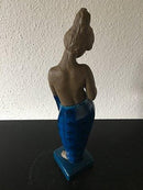 Royal Copenhagen Johannes Hedegaard Figur Yasmin Mädchen mit Kleid Nr. 21696