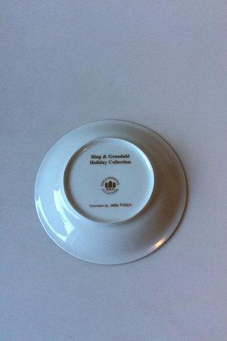 皇家哥本哈根的圣诞边盘。设计者：Jette Frölich 1998