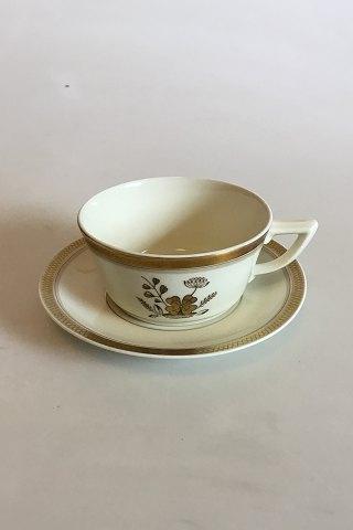 皇家哥本哈根Liselund（旧）茶杯和茶碟，编号947/9536