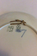 Royal Copenhagen Motiv platte med Blomster No 1482/1125.