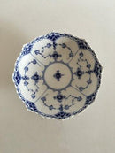 ロイヤルコペンハーゲン ブルーフルーテッドハーフレースケーキボウル ローフット No 511