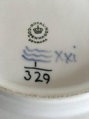 Royal Copenhagen Musselmalet Riflet  Frokosttallerken, Tyk Kant No 329