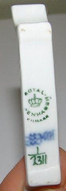 Royal Copenhagen Blauer kannelierter Messerbogen Nr. 2311