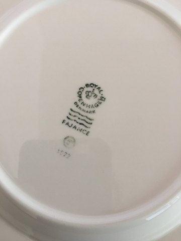 Royal Copenhagen Rødtop / Rødkant Dyb Tallerken No. 3072