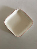 Royal Copenhagen Rødtop / Rødkant Firkantet Skål No 3096