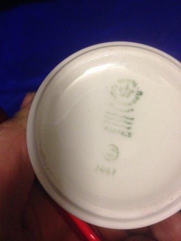 Royal Copenhagen Rødtop/Rødkant Flødekande No 3062