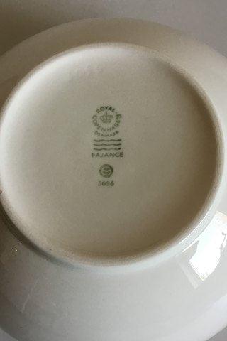 Royal Copenhagen Rødtop/Rødkant Skål No 3056