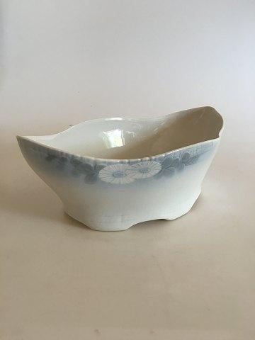 Royal Copenhagen Skærsommernatsdrøm Oval Serveringsskål No 10023. Blålig Tone