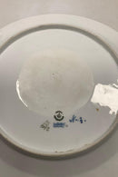 Royal Copenhagen Stel 171 ( ligner Berberis ) Rundt fad No 9042