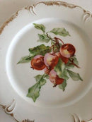 Royal Copenhagen Tallerken med Håndmalet Frugtmotiv og Guldornament