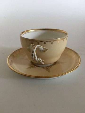 ロイヤルコペンハーゲン ソルバルセンモチーフの初期カップ（1860-1880年製