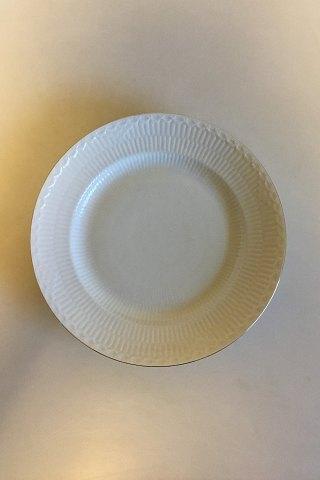 로얄 코펜하겐 화이트 하프 레이스 골드 런치 접시 No. 572