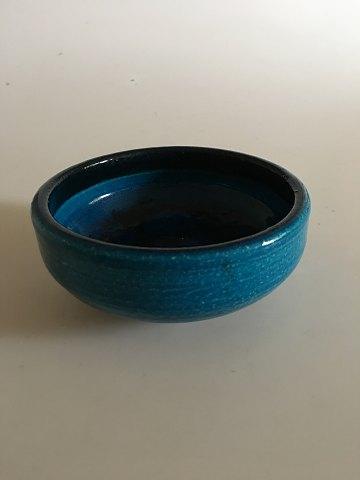 Royal Copenhagen Unika Stentøjsskål med Blå Glasur af Nils Thorsson.