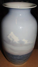 Royal Copenhagen Unique vase by Theodor Kjølner from 15th of June 1949