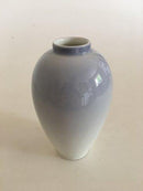 Royal Copenhagen Vase med Fuglemotiv No 1935/47B