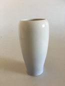 Royal Copenhagen Vase No 727/235 med Blomstermotiv