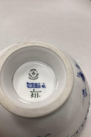 Royal Copenhagen Blaue geriffelte Halbspitzenschale auf Fuß Nr. 511