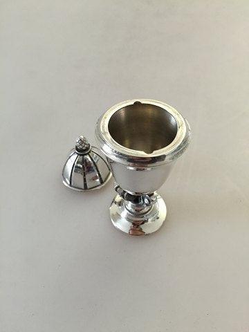 ジョージ ジェンセン スターリング シルバー キング ペッパーボックス No 741