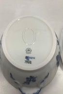 Royal Copenhagen Blaue Blume Geschweißte Ovale Schale mit Deckel Nr. 1702