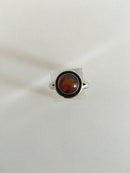 N.E. From 琥珀入りスターリングシルバー・リング