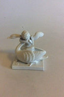 Bing & Grøndahl Thorvaldsen Figur af Amor ridende på en svarne No 10