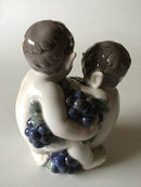 Royal Copenhagen Pan/Faun mit Trauben Nr. 2573