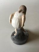 ロイヤルコペンハーゲン フィギュア 水浴び少女 No1229