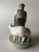 Royal Copenhagen Figur Dreng med 2 får No 627