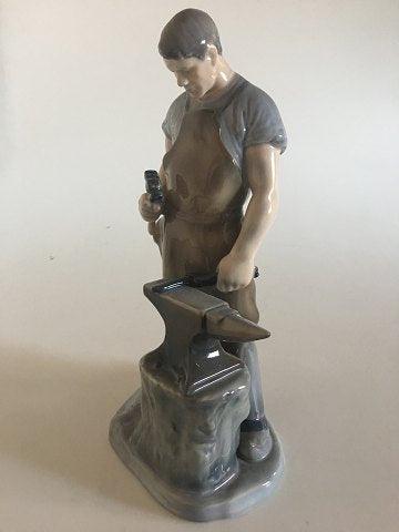 Bing og Grøndahl Figur Smed No. 2225