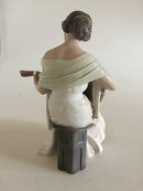 Bing og Grøndahl Figur Kvinde med Guitar No. 1684