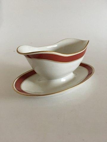 ビング＆グロンダール エグモント ワインレッド＆ゴールドリム ソースパン No.8