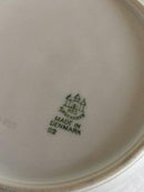 Bing Grondahl Egmont Deep Plate No 22。白色带酒红色边缘和金线