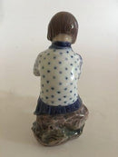 Dahl Jensen Porcelænsfigur af Strikkende Pige No. 1197