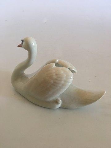 ロイヤルコペンハーゲン スワン 白鳥 フィギュリン No.073/No.755 ロイヤルコペンハーゲン スワンフィギュリン No 755