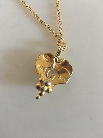 Georg Jensen Forgyldt Sterling Sølv 1996 Årshalskæde med Druevedhæng og lille perle.