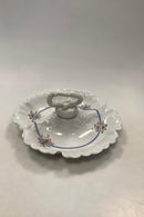 Bing og Grøndahl kabaretfad med roser og blå dekoration