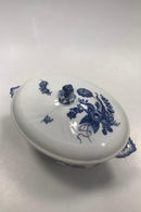 Royal Copenhagen Blå Blomst Svejfet Terrin No. 1666