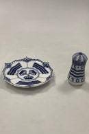 Royal Copenhagen Blauer kannelierter Salzstreuer von der Pariser Weltausstellung 1900
