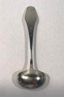 勋章银色调料勺