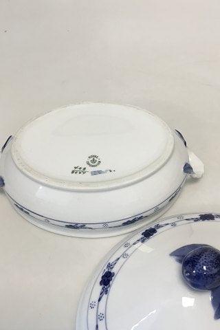 Royal Copenhagen Rosenknop Terrin No 8054