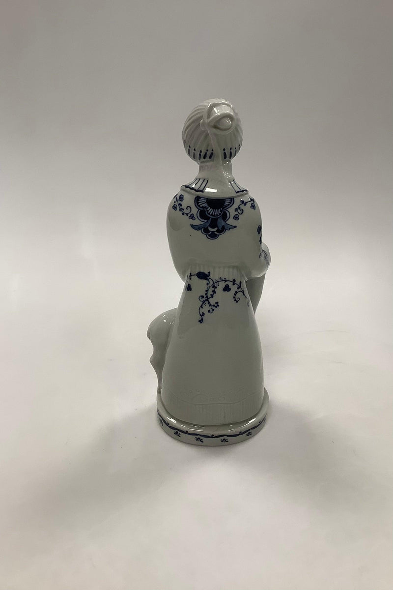 Royal Copenhagen Georg Thylstrup Figur af pige med Hjort Musselmalet No 1531