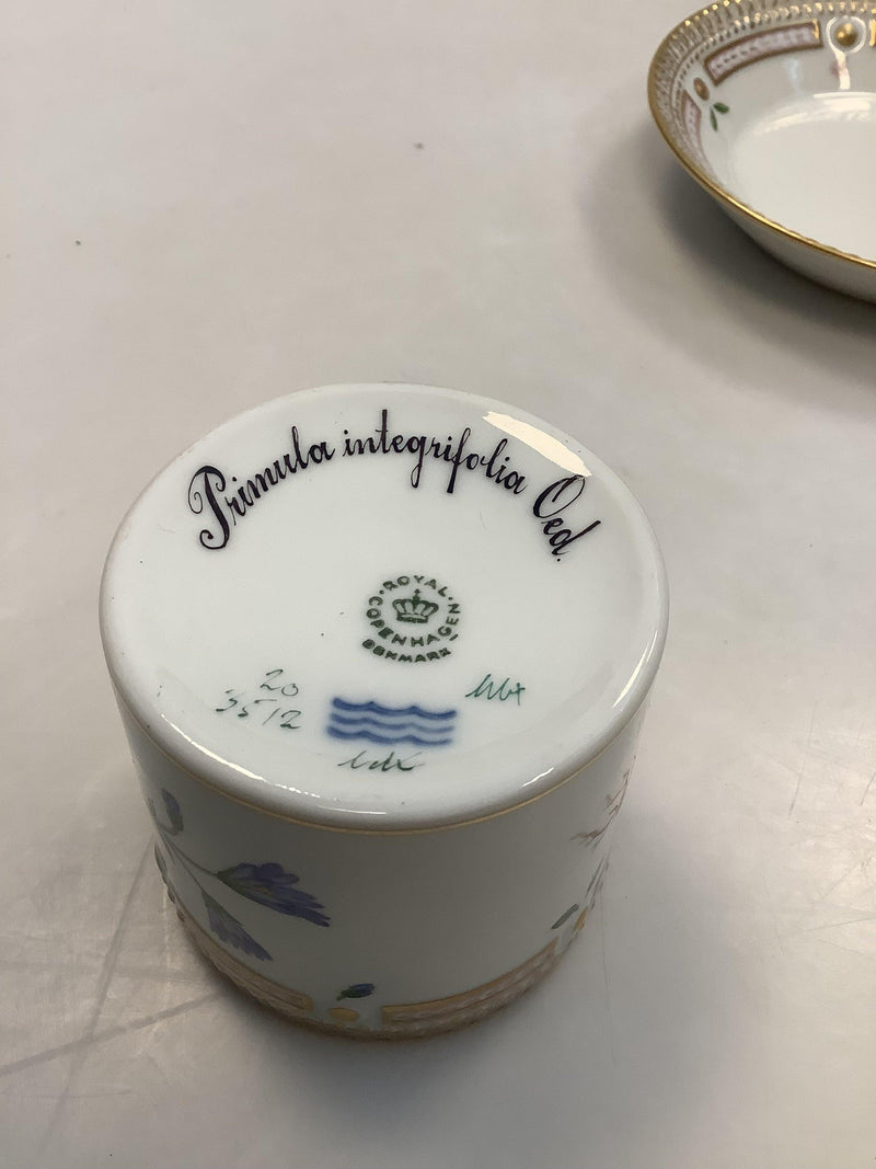 Royal Copenhagen Flora Danica Chokoladekop No 20/3512