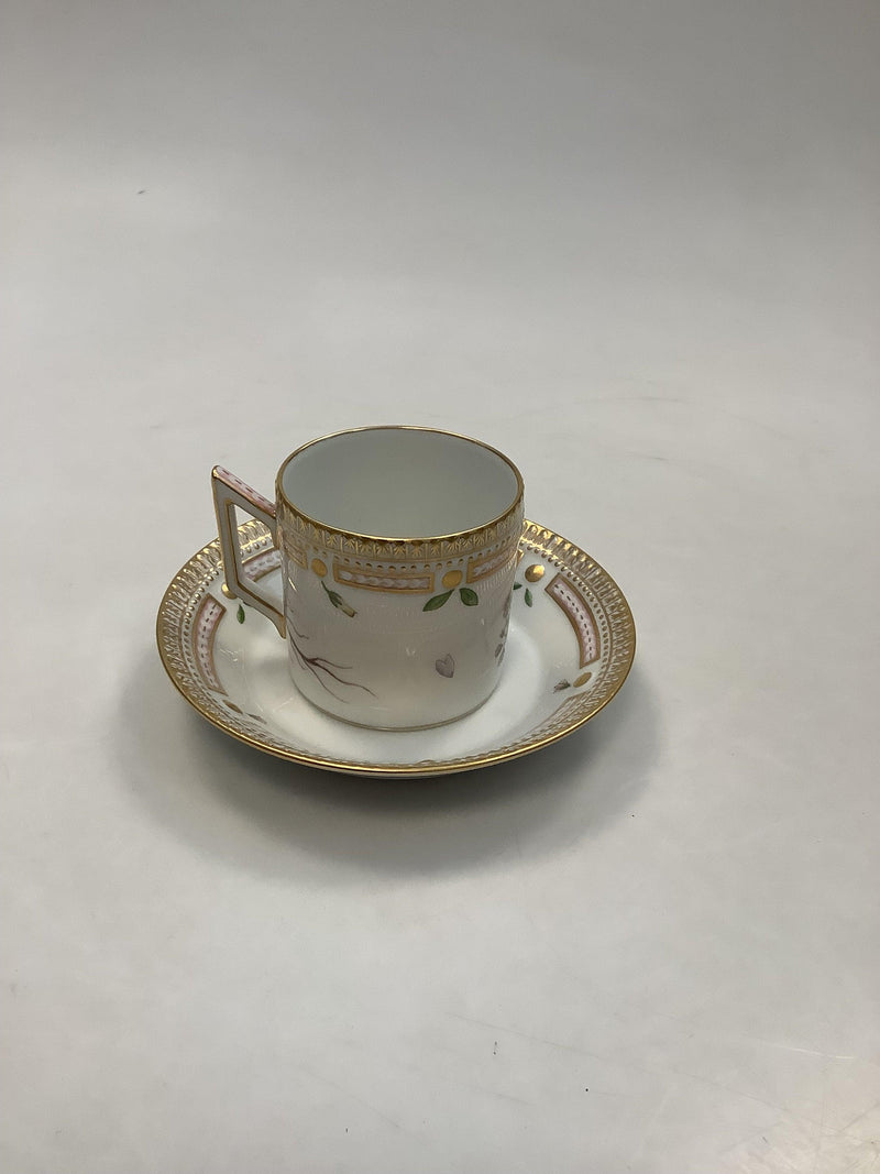 Royal Copenhagen Flora Danica Chokoladekop No 20/3512