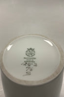 Lyngby Porcelæn Vase med Bondegård No. 128-2/76