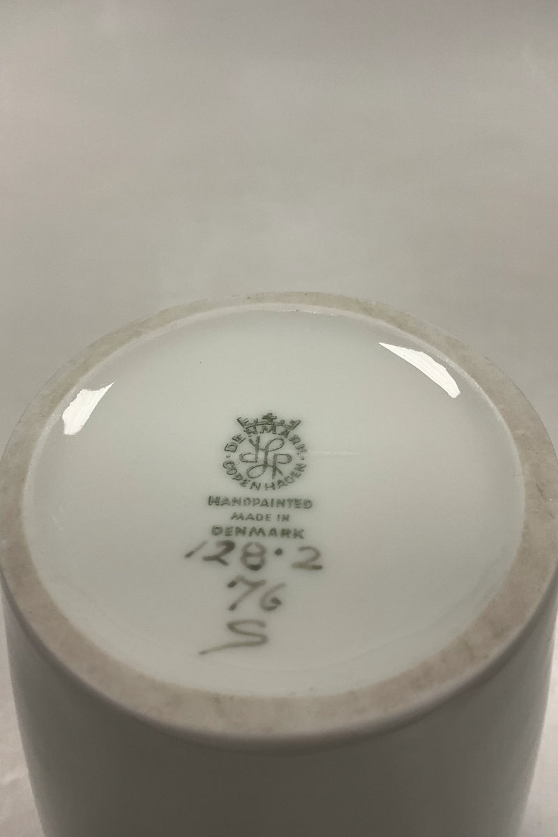 Lyngby Porcelæn Vase med Bondegård No. 128-2/76