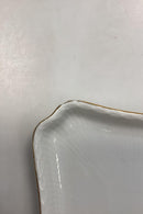 Royal Copenhagen Tradition  Halvblonde m. Guld Aflang Bakke No. 716