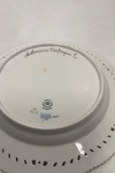 Royal Copenhagen Flora Danica tallerken med gennembrudt kant No 20/3553